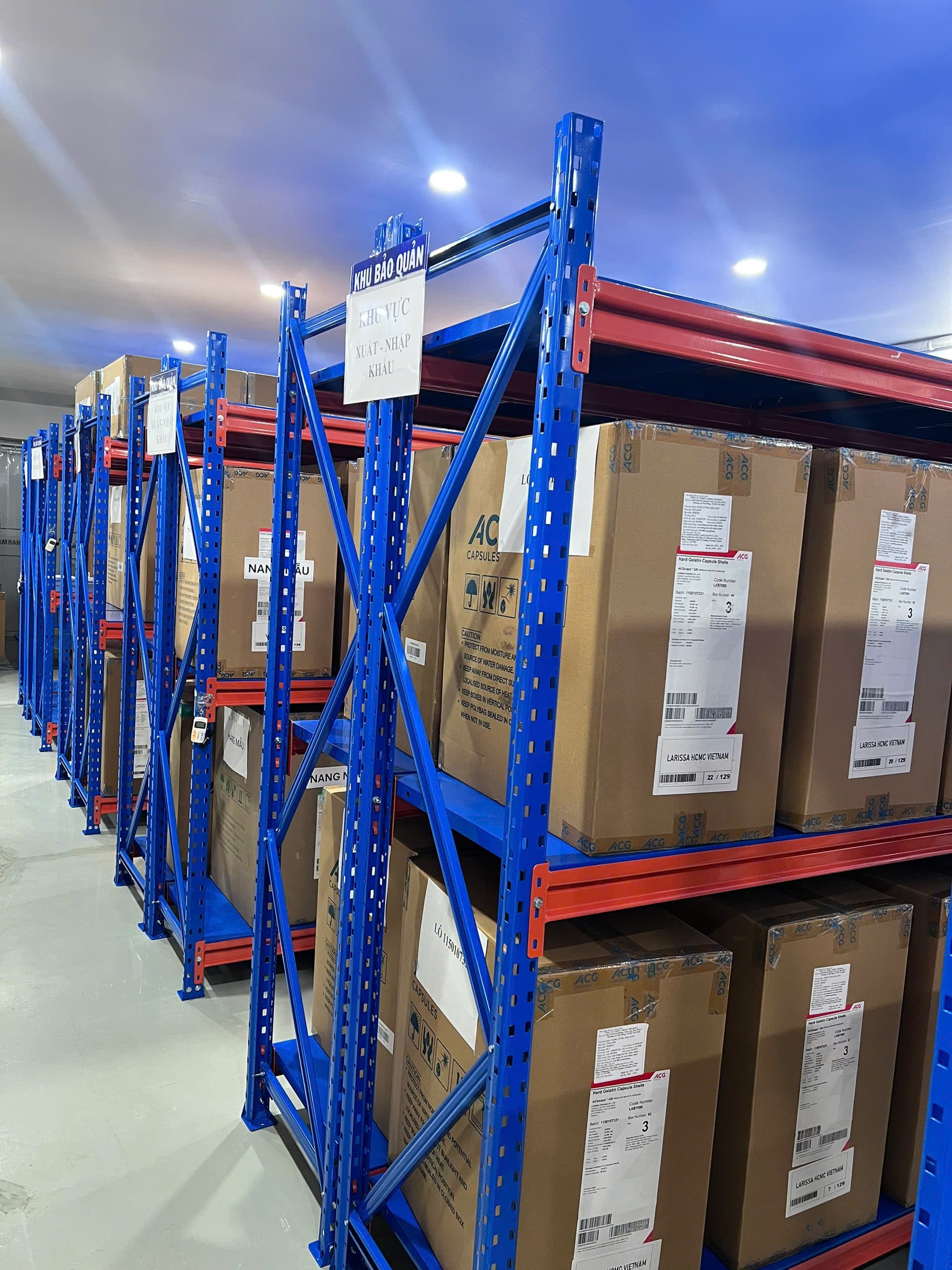 Khu vực xuất nhập khẩu trong kho đạt chuẩn GSP của Larissa Pharma
